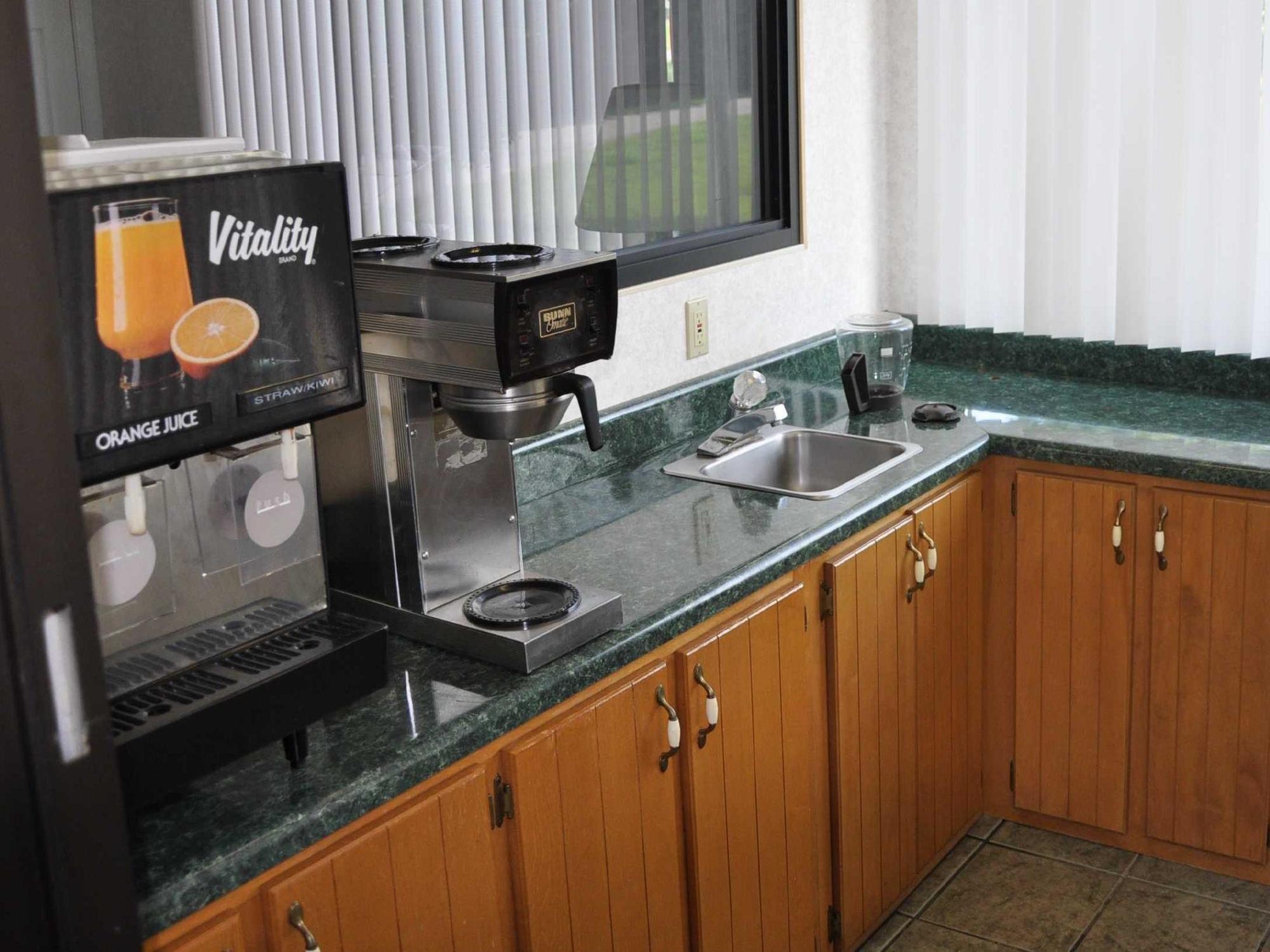 Budget Inn Elkmont Bagian luar foto