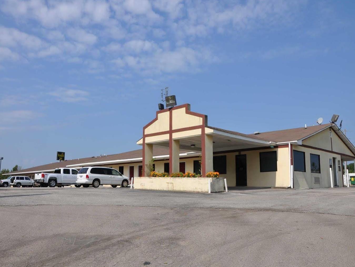 Budget Inn Elkmont Bagian luar foto
