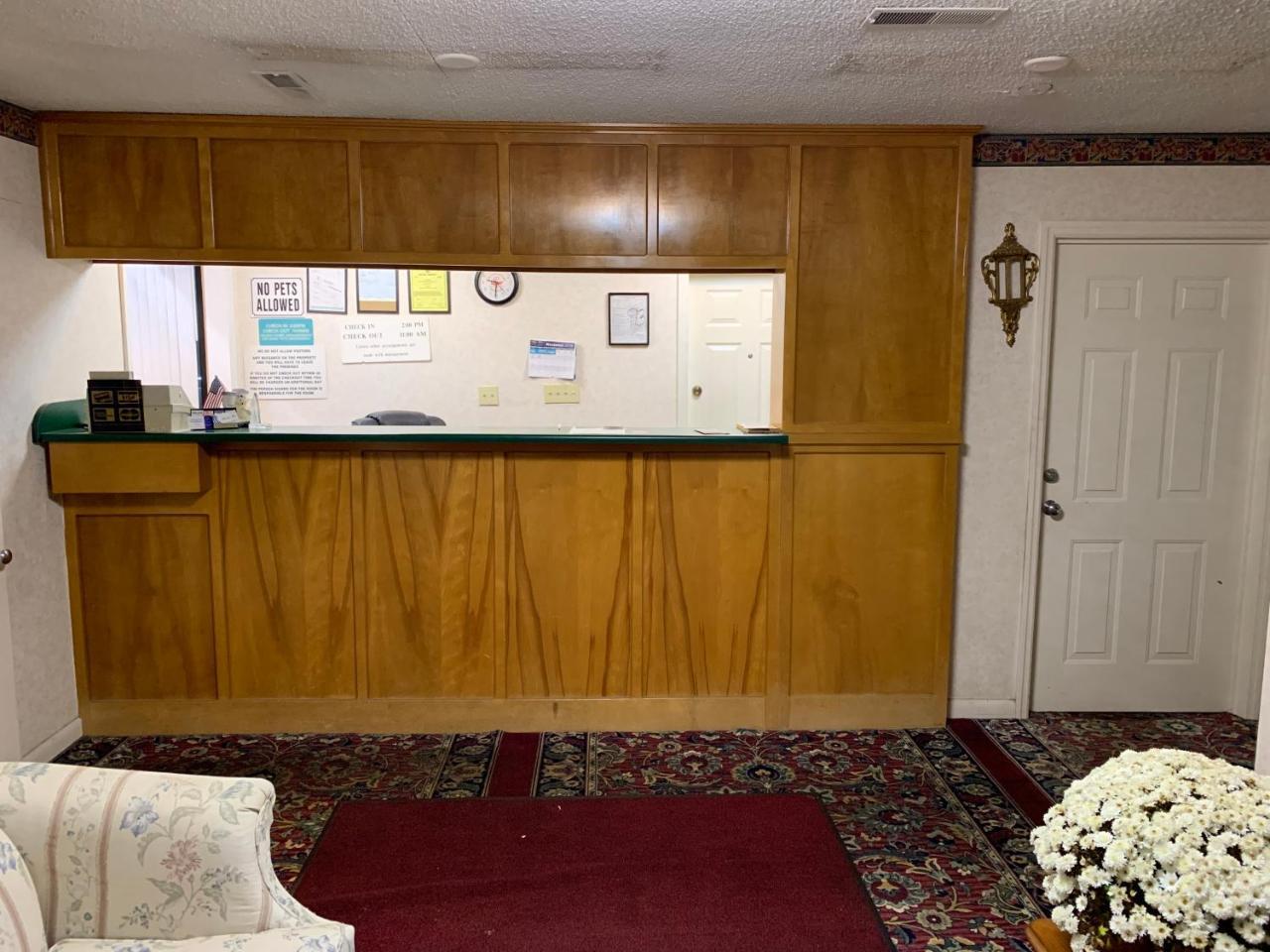 Budget Inn Elkmont Bagian luar foto