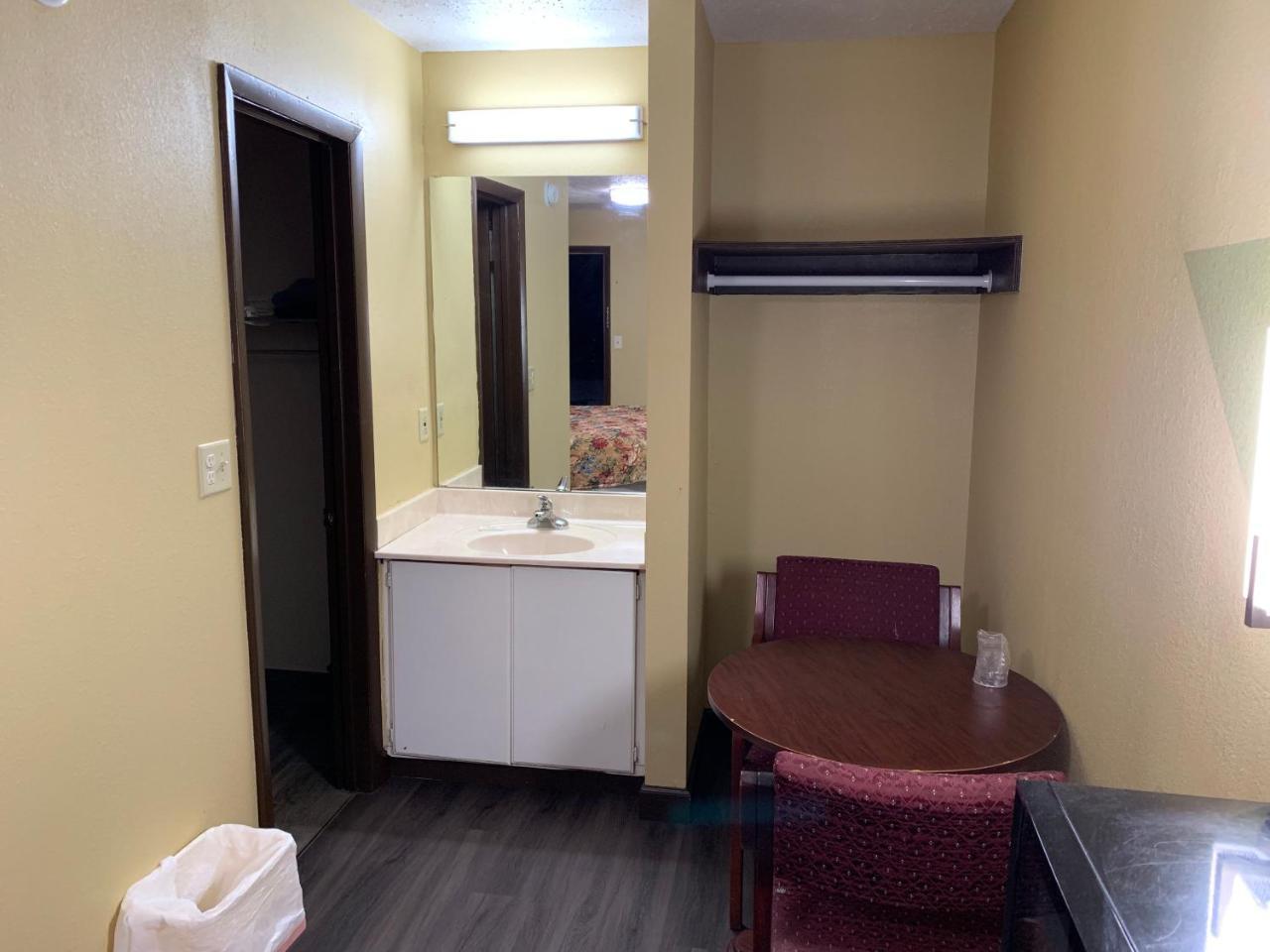 Budget Inn Elkmont Bagian luar foto